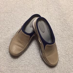 Liz Sport Loafer style slides size 6